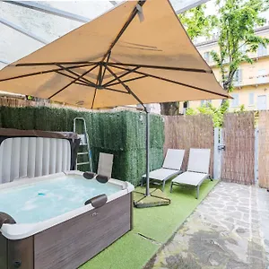  Appartamento Oasi Di Relax Spa A 10 Min Dal Duomo Italia