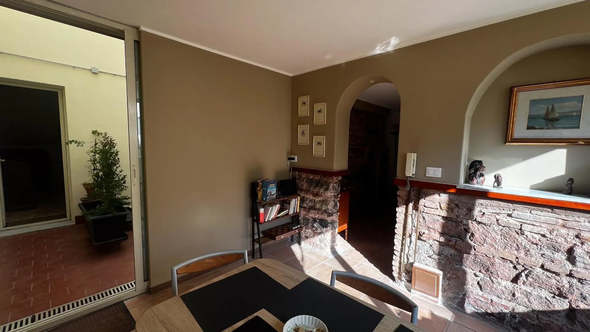 Kwatera prywatna Home Rising Sun - Rooms With Private Bathrooms Katania Włochy